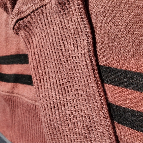 Maurices Sweater - Picture 2 of 3